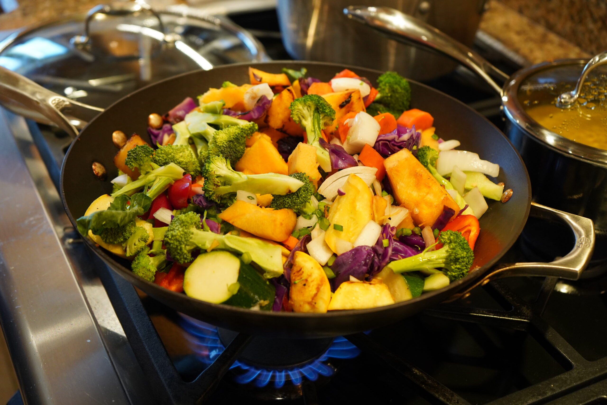 Chef-prepared anti-inflammatory whole-food lunch at Highlands in Bloom residential mental health and autoimmune treatment center Agoura Hills California PPO accepted